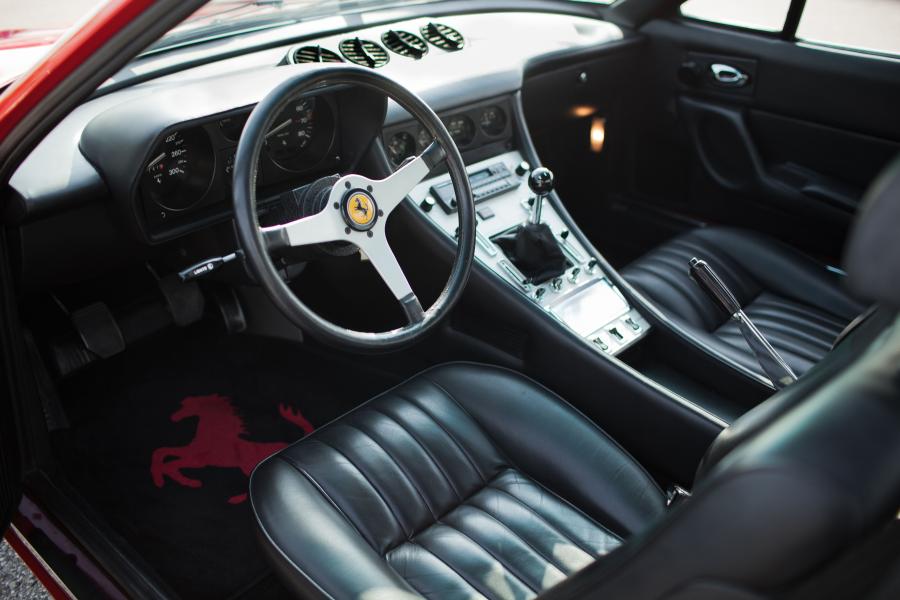  Ferrari 365 GTC/4 1972 года  (фото 38 из 55)